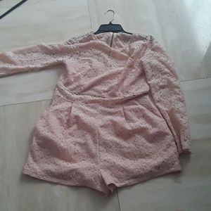Salmon lace romper